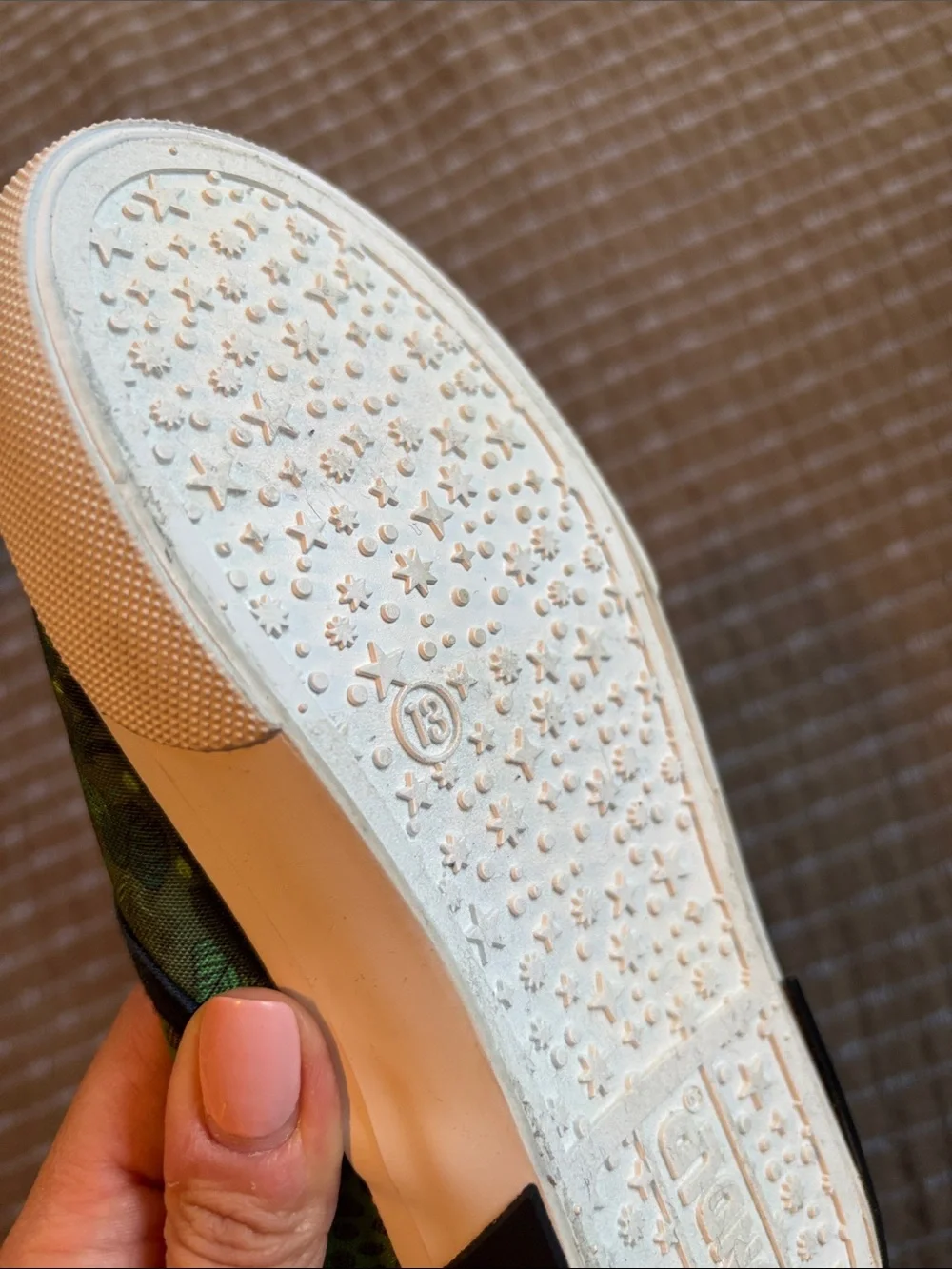 Ground Up Jurassic World Boys Dinosaur Slip On Sneakers Green Camo Size 13
